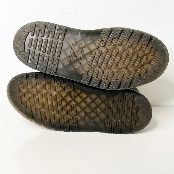 NEW Dr Martens Mackaye Hardware Leather Strap Sandals Black - Picture 7 of 12